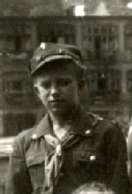W mundurku harcerskim - 1958r.